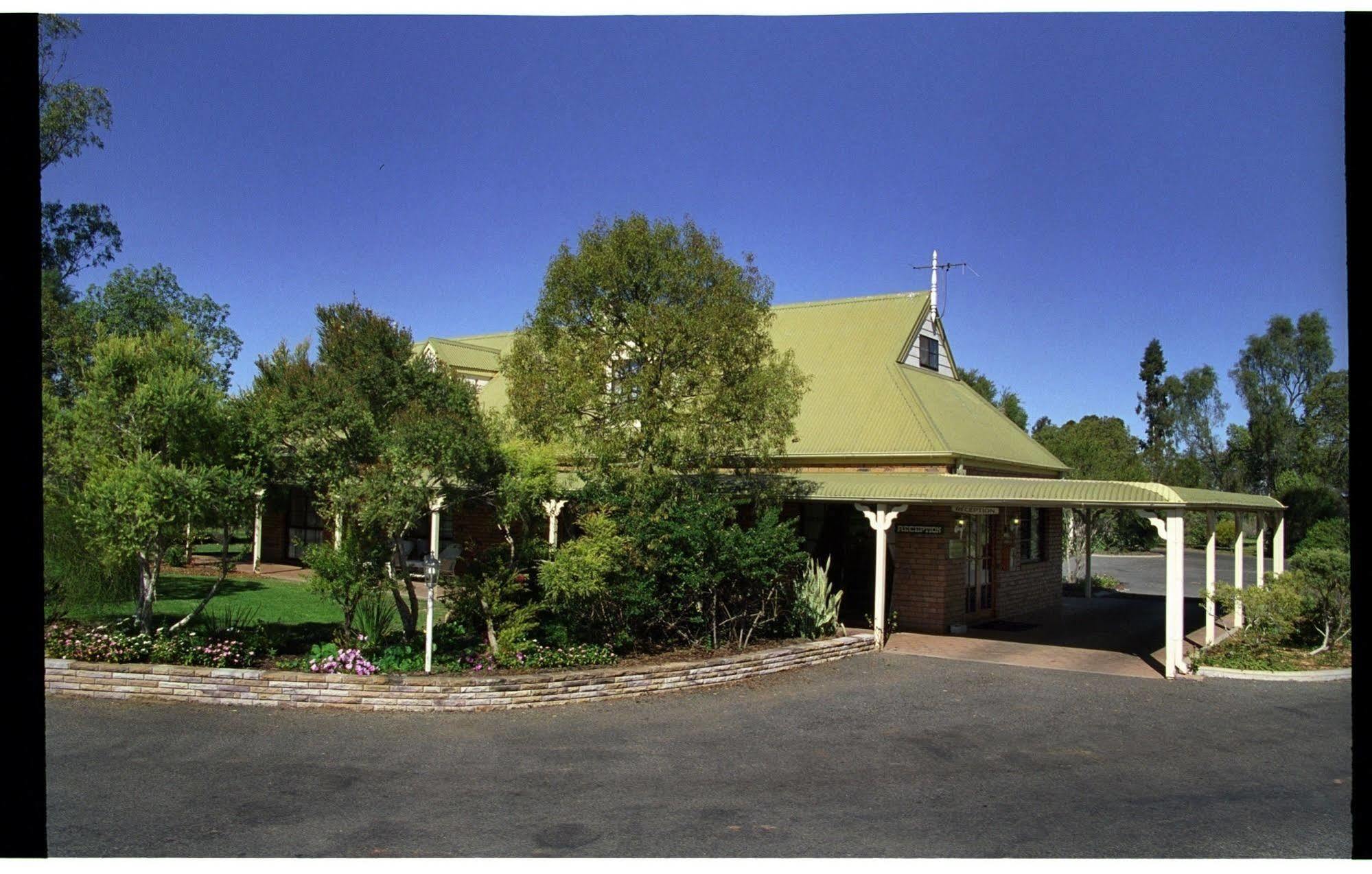 Overlander Homestead Motel Roma Kültér fotó